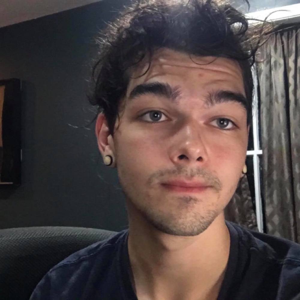 Meet your Posher, Elijah